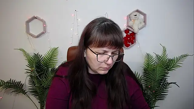 Snapshot of AliceInksSweetty chatting on March 7, 2026, 7:05 am AliceInksSweetty online show from March 7, 2026, 7:05 am