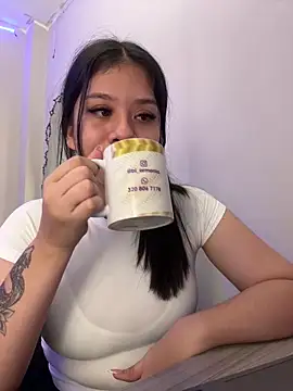 Snapshot of Alhanna_ chatting on March 5, 2025, 3:51 pm Alhanna online show from March 5, 2025, 3:51 pm