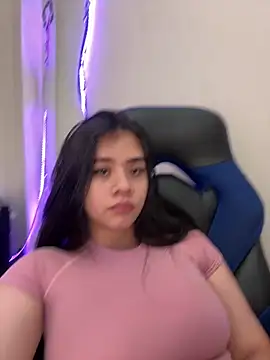 Snapshot of Alhanna_ chatting on March 11, 2025, 12:54 am Alhanna online show from March 11, 2025, 12:54 am