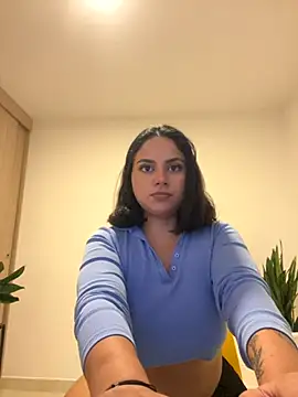 Snapshot of susy_angel chatting on December 5, 2025, 12:41 am susy angel online show from December 5, 2025, 12:41 am