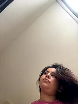 Snapshot of susy_angel chatting on December 15, 2025, 7:18 pm susy angel online show from December 15, 2025, 7:18 pm