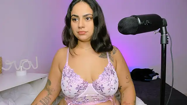 Snapshot of susy_angel chatting on February 7, 2026, 1:31 am susy angel online show from February 7, 2026, 1:31 am