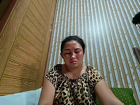 Snapshot of LalaiAsian chatting on February 28, 2026, 12:22 am LalaiAsian online show from February 28, 2026, 12:22 am