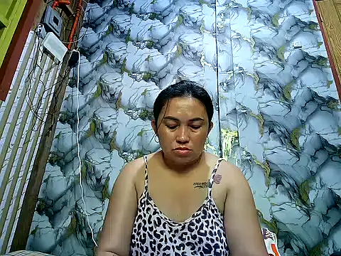 LalaiAsian online show from July 5, 2026, 11:01 pm