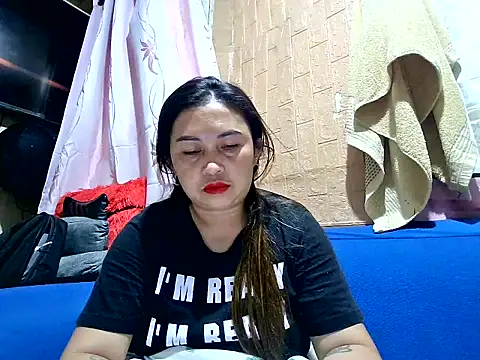 LalaiAsian online show from July 7, 2026, 9:52 pm