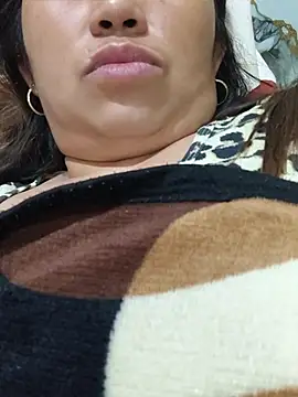 LalaiAsian online show from July 9, 2026, 11:42 pm