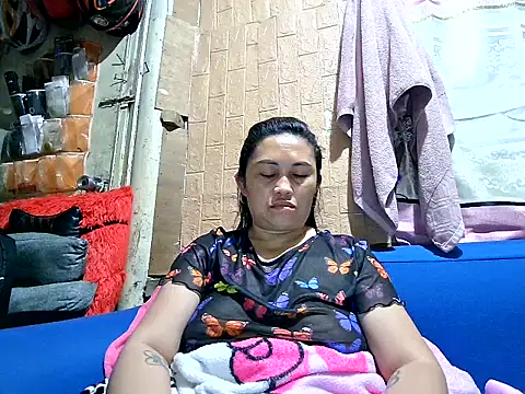 LalaiAsian online show from July 23, 2026, 9:02 pm