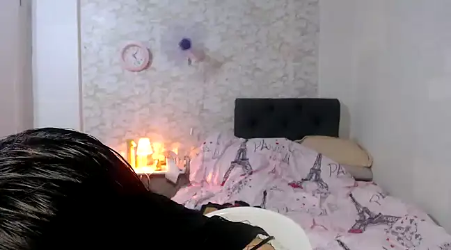 Hebefemme online show from January 22, 2025, 5:26 am