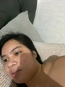 Hebefemme online show from March 21, 2025, 4:51 pm