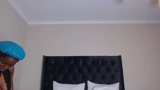 Snapshot of Sexynaughty_Gal chatting on November 23, 2025, 9:25 pm Sexynaughty Gal online show from November 23, 2025, 9:25 pm