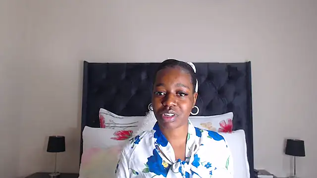 Snapshot of Sexynaughty_Gal chatting on February 17, 2026, 9:10 pm Sexynaughty Gal online show from February 17, 2026, 9:10 pm