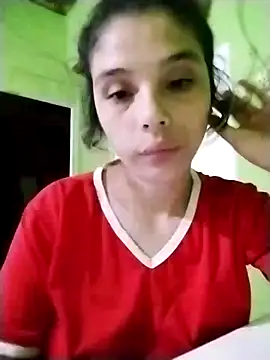 Snapshot of mariamac420 chatting on December 21, 2024, 11:13 pm mariamac420 online show from December 21, 2024, 11:13 pm