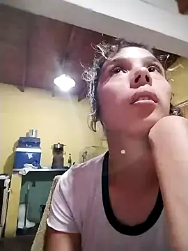 Snapshot of mariamac420 chatting on January 24, 2025, 5:53 pm mariamac420 online show from January 24, 2025, 5:53 pm