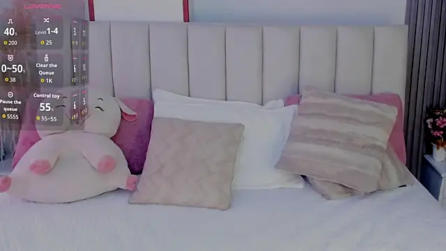 Snapshot of Skcarlet_beckett chatting on December 15, 2025, 4:22 pm Skcarlet beckett online show from December 15, 2025, 4:22 pm