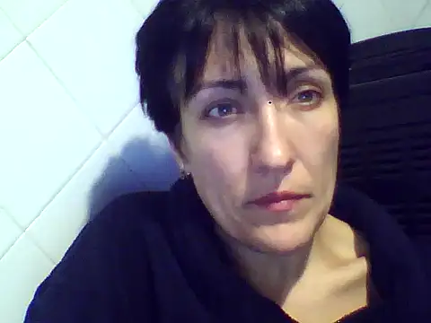 Snapshot of SunnyAmorre chatting on October 21, 2025, 9:37 pm SunnyAmorre online show from October 21, 2025, 9:37 pm