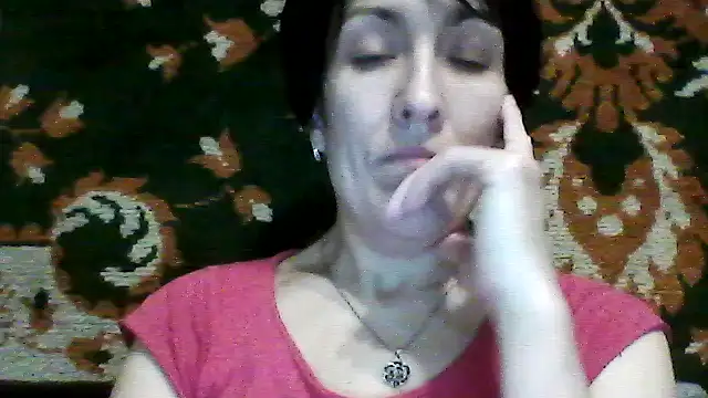 Snapshot of SunnyAmorre chatting on November 6, 2025, 9:37 pm SunnyAmorre online show from November 6, 2025, 9:37 pm