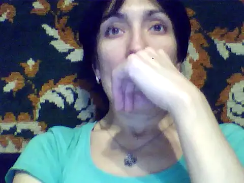 Snapshot of SunnyAmorre chatting on November 11, 2025, 7:36 pm SunnyAmorre online show from November 11, 2025, 7:36 pm