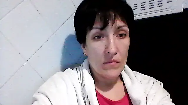 Snapshot of SunnyAmorre chatting on November 23, 2025, 8:52 pm SunnyAmorre online show from November 23, 2025, 8:52 pm