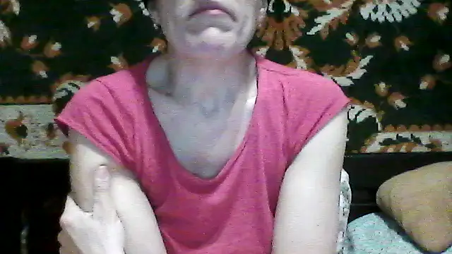 Snapshot of SunnyAmorre chatting on December 3, 2025, 10:08 pm SunnyAmorre online show from December 3, 2025, 10:08 pm