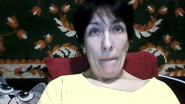 Snapshot of SunnyAmorre chatting on December 23, 2025, 8:34 am SunnyAmorre online show from December 23, 2025, 8:34 am