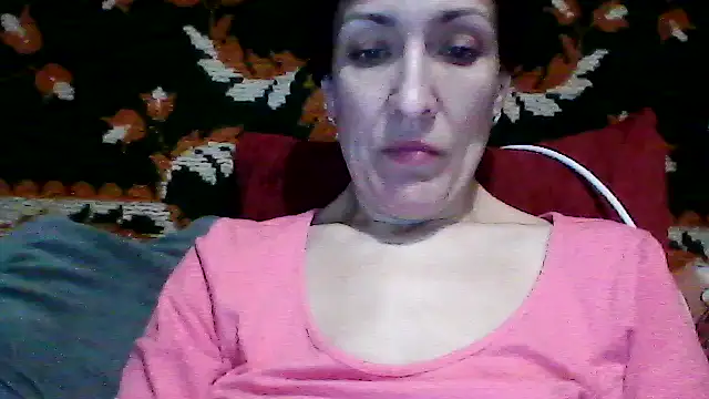 Snapshot of SunnyAmorre chatting on January 9, 2026, 7:11 am SunnyAmorre online show from January 9, 2026, 7:11 am