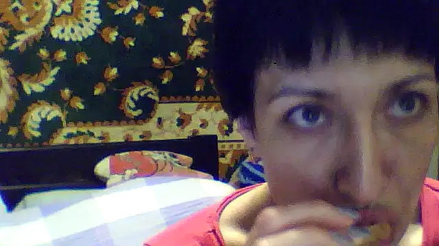 Snapshot of SunnyAmorre chatting on February 3, 2026, 12:31 am SunnyAmorre online show from February 3, 2026, 12:31 am