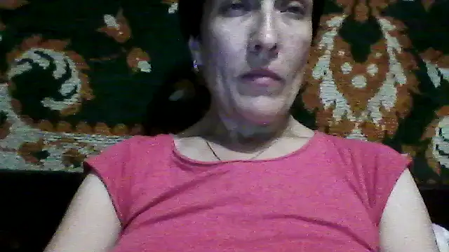 SunnyAmorre online show from May 27, 2026, 7:44 pm