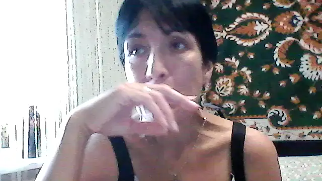 Snapshot of SunnyAmorre chatting on July 21, 2026, 8:27 am SunnyAmorre online show from July 21, 2026, 8:27 am