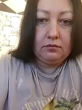 Rini333 online show from February 28, 2025, 8:20 am