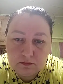 Rini333 online show from September 16, 2025, 2:45 am