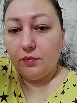 Rini333 online show from May 18, 2026, 9:26 am