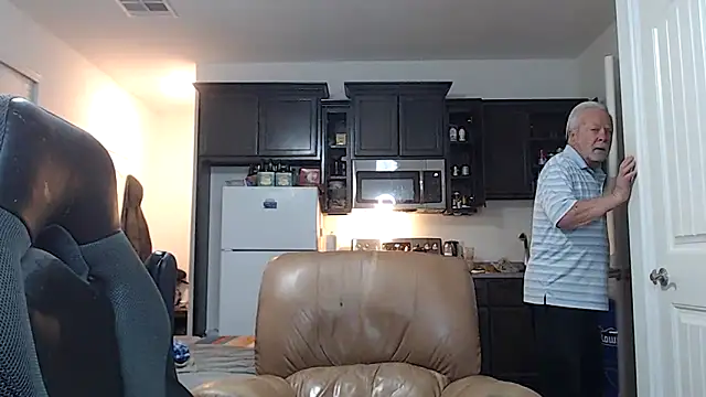 Snapshot of rockpoint69 chatting on March 1, 2026, 8:49 am rockpoint69 online show from March 1, 2026, 8:49 am