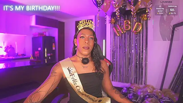 Snapshot of AmberRaus chatting on February 2, 2026, 7:18 am AmberRaus online show from February 2, 2026, 7:18 am