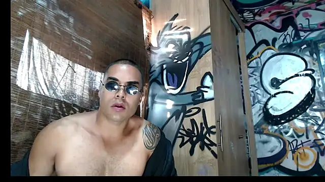 Snapshot of Justin_Frank chatting on March 1, 2026, 10:23 pm Justin Frank online show from March 1, 2026, 10:23 pm