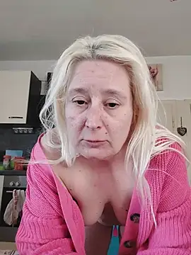 GeileEstelle online show from May 16, 2026, 4:17 pm