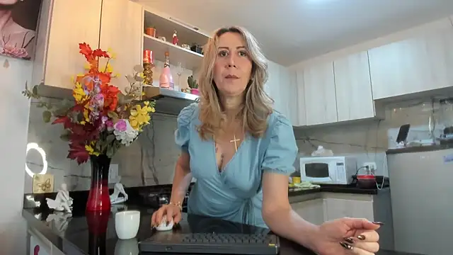 Snapshot of ashleymilf_1 chatting on October 23, 2025, 3:22 pm ashleymilf 1 online show from October 23, 2025, 3:22 pm