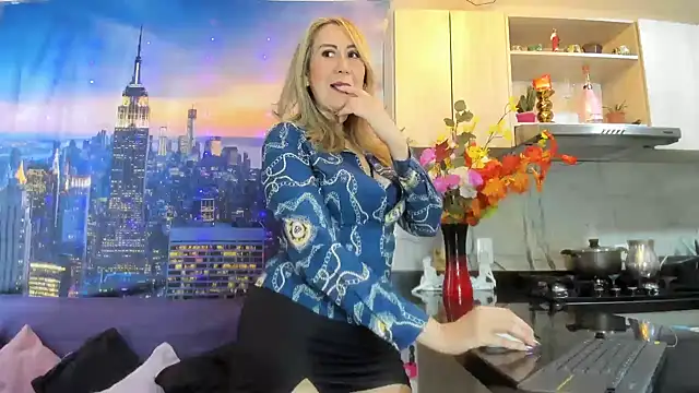 Snapshot of ashleymilf_1 chatting on January 19, 2026, 2:43 pm ashleymilf 1 online show from January 19, 2026, 2:43 pm