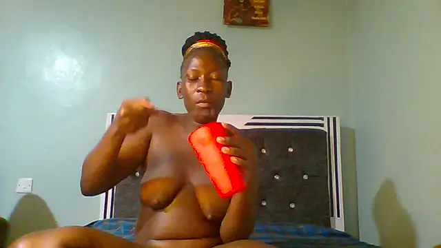 Snapshot of blackcuteebony chatting on March 22, 2025, 6:58 pm blackcuteebony online show from March 22, 2025, 6:58 pm