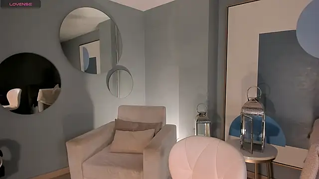 NaomiSainz online show from September 10, 2025, 12:27 pm