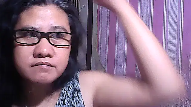 sweetsosie18 online show from September 12, 2025, 7:19 am