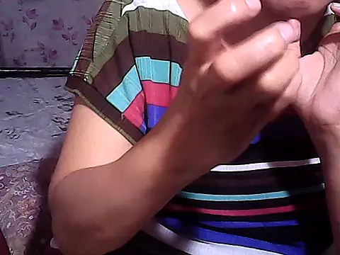 sweetsosie18 online show from October 18, 2025, 12:28 pm