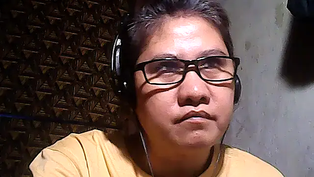 sweetsosie18 online show from March 4, 2026, 6:08 am