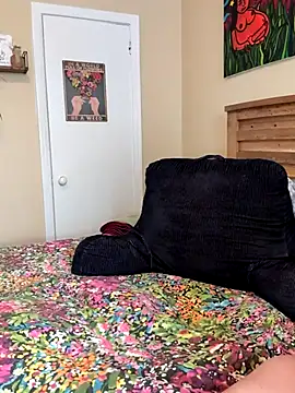 PotOfGreer online show from March 4, 2025, 6:18 pm