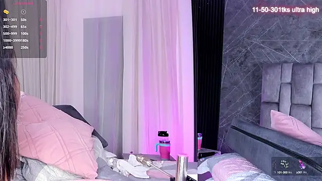 emily fox1 online show from September 11, 2025, 12:05 pm