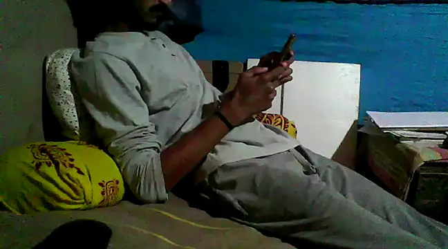 Snapshot of sour_rabh chatting on December 3, 2024, 6:38 pm sour rabh online show from December 3, 2024, 6:38 pm