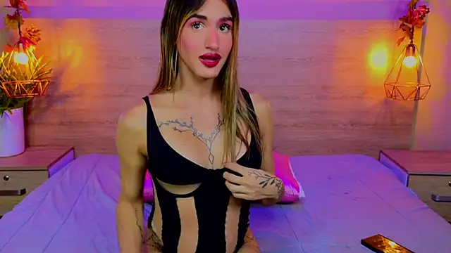 Snapshot of Elianmoon chatting on March 4, 2026, 12:05 am Elianmoon online show from March 4, 2026, 12:05 am