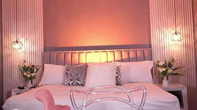 Snapshot of ValeryNova chatting on February 12, 2026, 11:05 am ValeryNova online show from February 12, 2026, 11:05 am