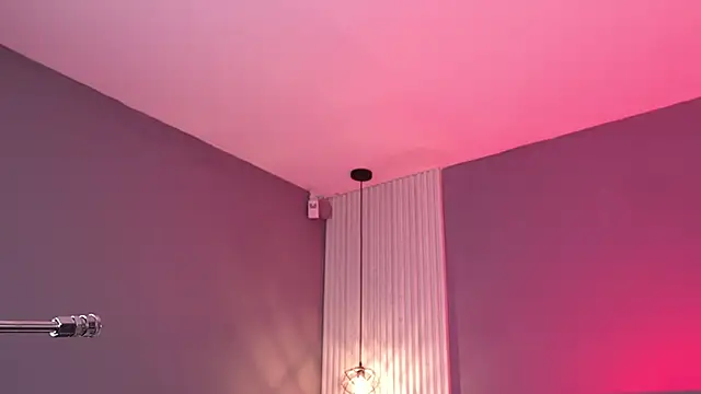 Snapshot of ValeryNova chatting on February 13, 2026, 11:06 am ValeryNova online show from February 13, 2026, 11:06 am