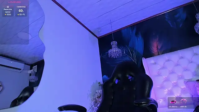 Snapshot of MichaelBear_ chatting on February 13, 2025, 12:43 pm MichaelBear online show from February 13, 2025, 12:43 pm