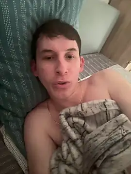 alex2p12 online show from June 16, 2026, 5:43 am